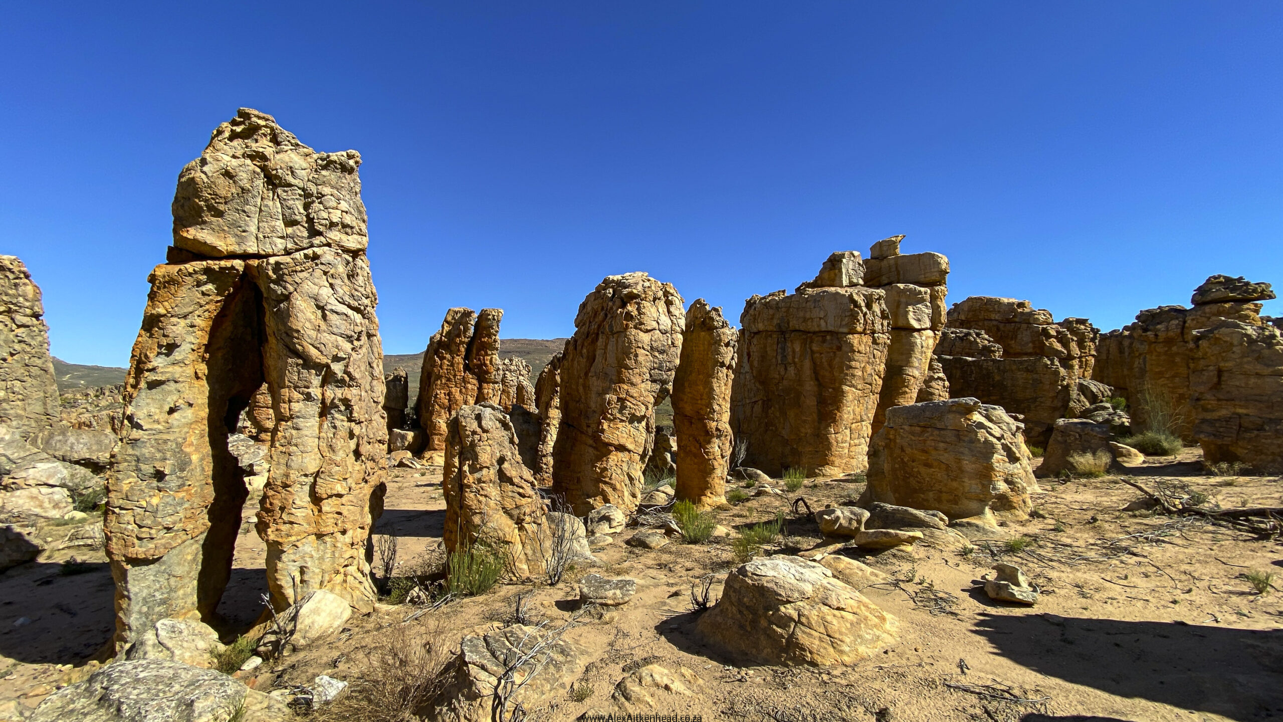 Cederberg, Wolfberg Arch, Wolfberg Cracks, Driehiek, Kromrivier, Sanddrif, Secret Cederberg, Mount Ceder, Truitjieskraal, Saalmanlagte, Savilla Rock Art Trail, Rocklands, Travellers Rest, Rock Climbing , San Rock Art, Maltese Cross, Dwars Revier, Groot Revier, Sanstone Rock Formations, Star Gazing, Cederberg Wilderness, Cape Nature Cederberg, Algeria, Alex Aitkenhead, Valley of the Red Gods
