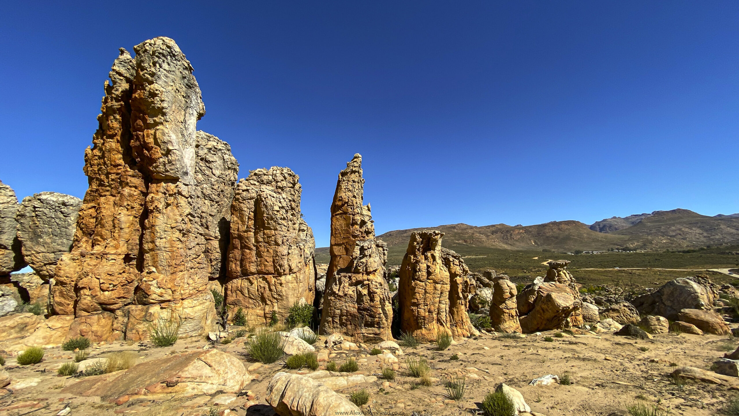 Cederberg, Wolfberg Arch, Wolfberg Cracks, Driehiek, Kromrivier, Sanddrif, Secret Cederberg, Mount Ceder, Truitjieskraal, Saalmanlagte, Savilla Rock Art Trail, Rocklands, Travellers Rest, Rock Climbing , San Rock Art, Maltese Cross, Dwars Revier, Groot Revier, Sanstone Rock Formations, Star Gazing, Cederberg Wilderness, Cape Nature Cederberg, Algeria, Alex Aitkenhead, Valley of the Red Gods
