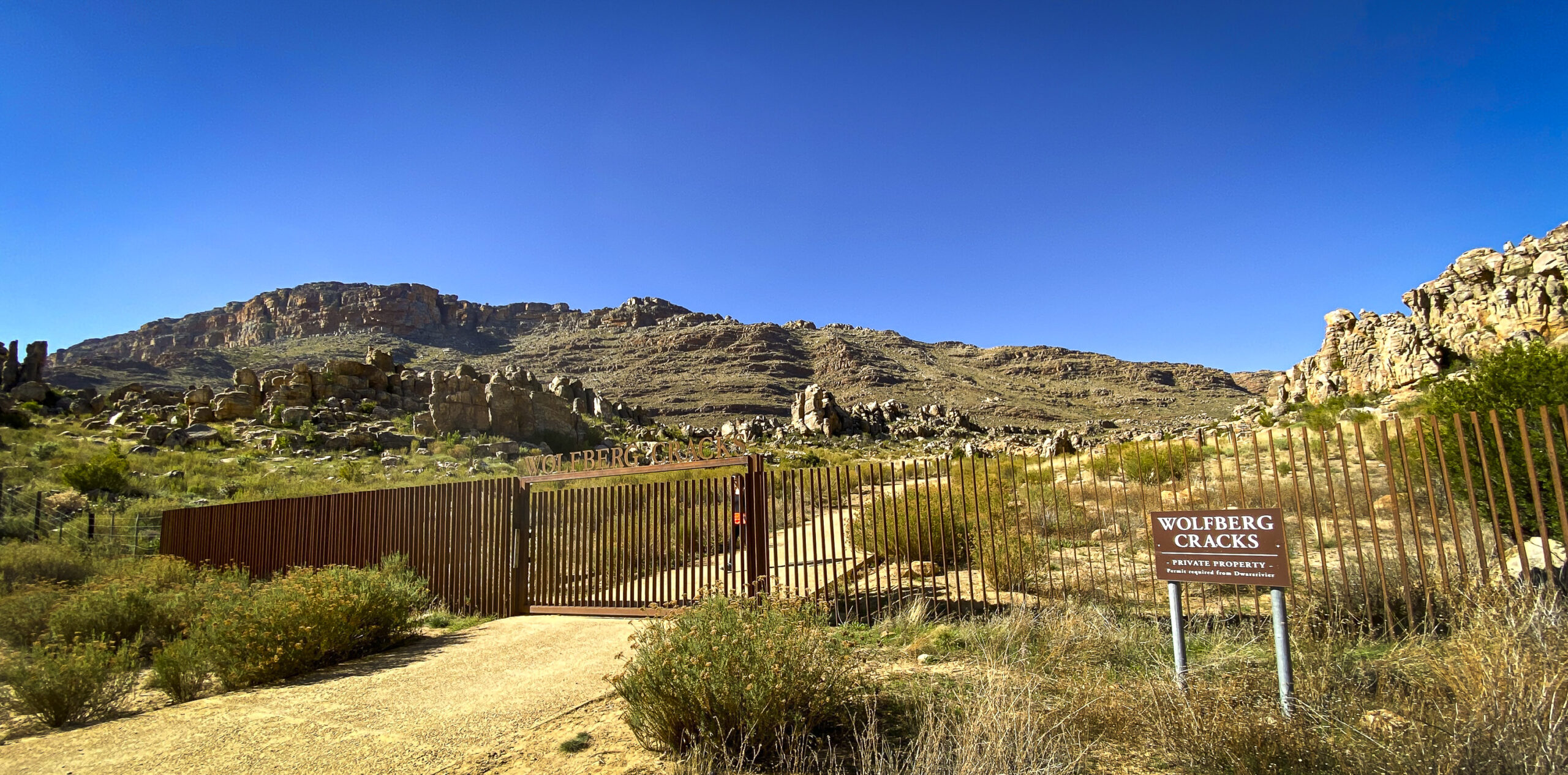 Cederberg, Wolfberg Arch, Wolfberg Cracks, Driehiek, Kromrivier, Sanddrif, Secret Cederberg, Mount Ceder, Truitjieskraal, Saalmanlagte, Savilla Rock Art Trail, Rocklands, Travellers Rest, Rock Climbing , San Rock Art, Maltese Cross, Dwars Revier, Groot Revier, Sanstone Rock Formations, Star Gazing, Cederberg Wilderness, Cape Nature Cederberg, Algeria, Alex Aitkenhead, Valley of the Red Gods